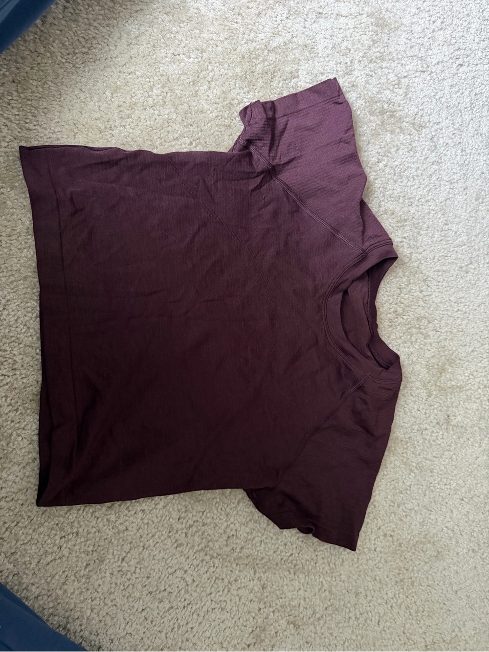 Purple burgundy cropped lululemon top